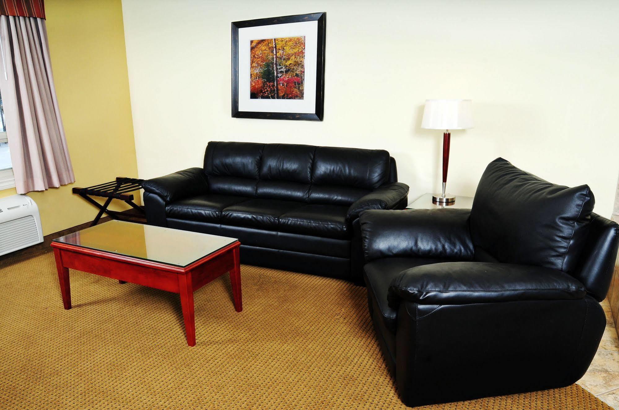 Trend Mountain Hotel & Conference Centre Tumbler Ridge Eksteriør bilde